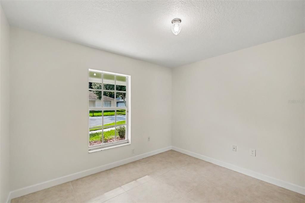 For Sale: $309,900 (3 beds, 2 baths, 1321 Square Feet)