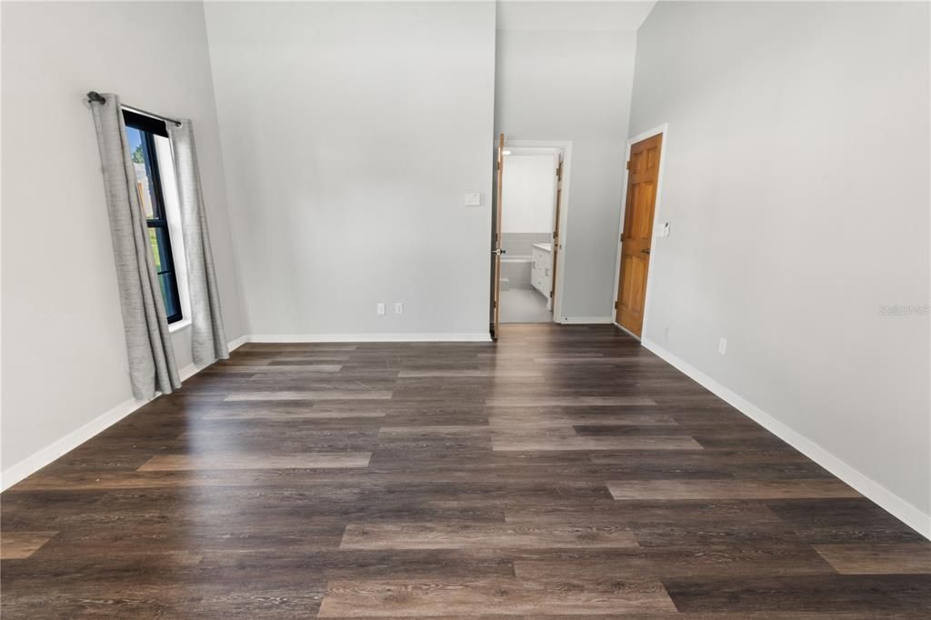 For Sale: $430,000 (3 beds, 2 baths, 2251 Square Feet)