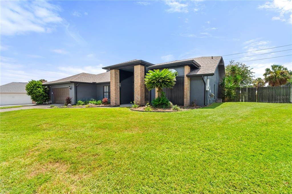 For Sale: $430,000 (3 beds, 2 baths, 2251 Square Feet)