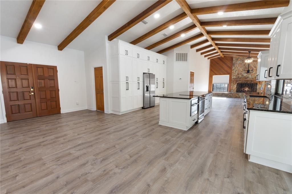 For Sale: $430,000 (3 beds, 2 baths, 2251 Square Feet)