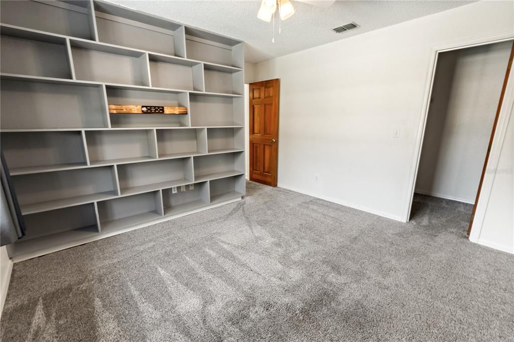 For Sale: $430,000 (3 beds, 2 baths, 2251 Square Feet)