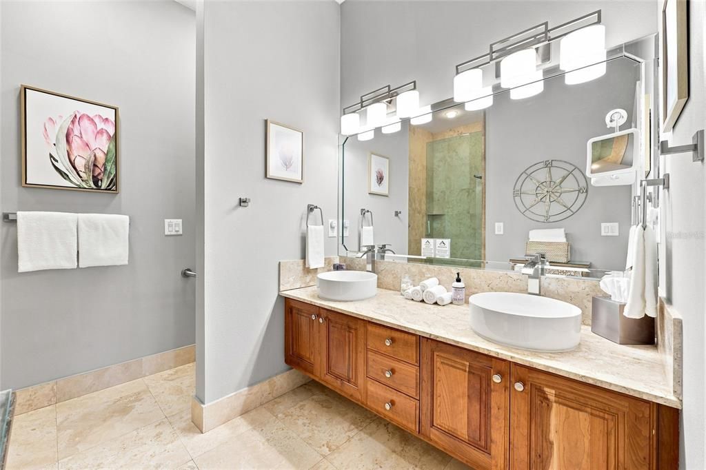 Activo con contrato: $189,000 (1 camas, 1 baños, 1000 Pies cuadrados)