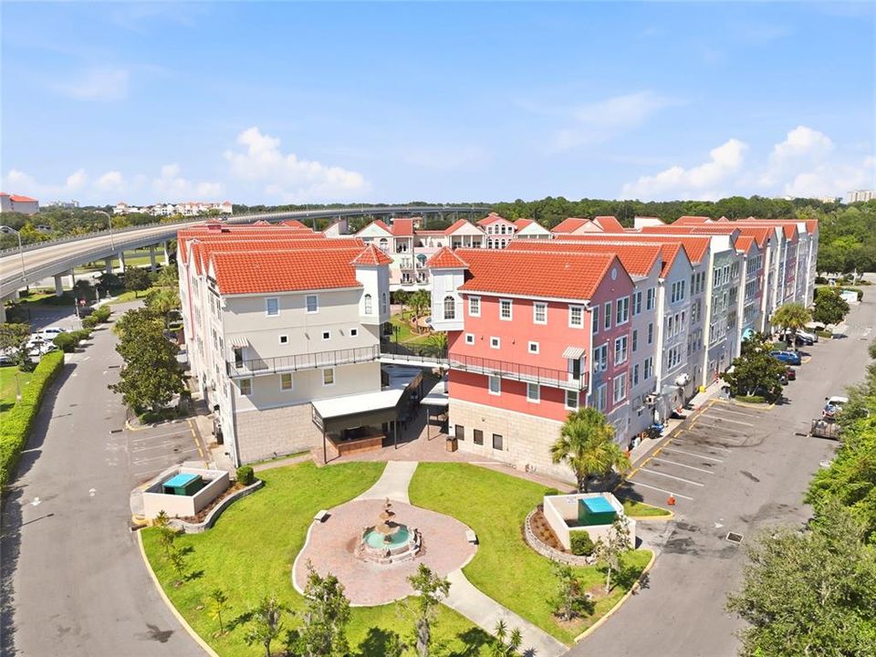 Activo con contrato: $189,000 (1 camas, 1 baños, 1000 Pies cuadrados)
