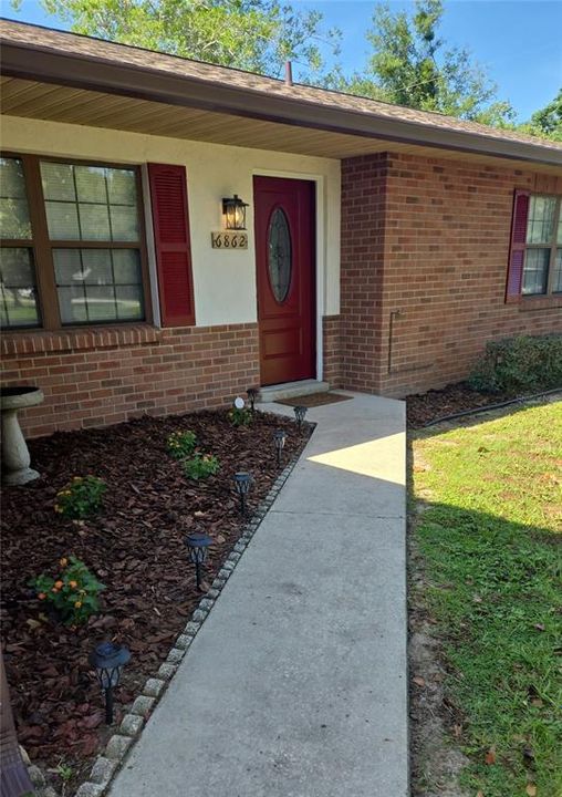 For Sale: $239,900 (3 beds, 2 baths, 1162 Square Feet)