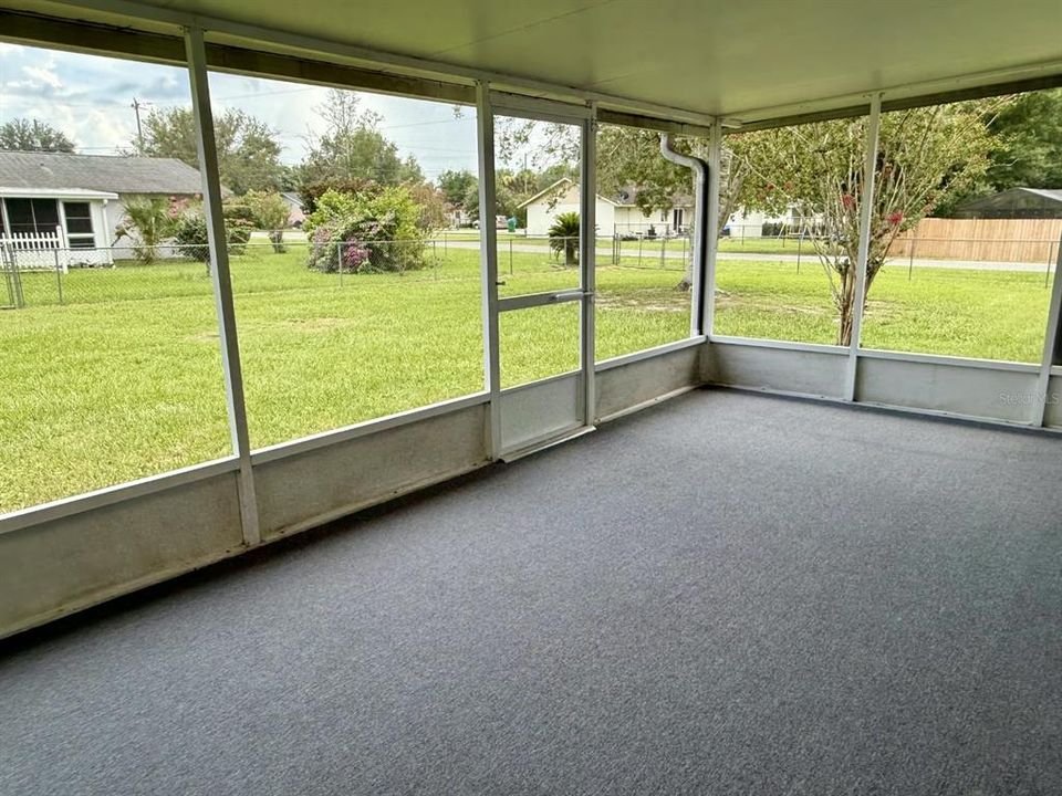 For Sale: $239,900 (3 beds, 2 baths, 1162 Square Feet)