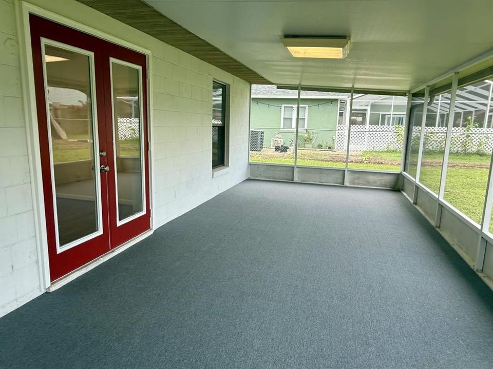 For Sale: $239,900 (3 beds, 2 baths, 1162 Square Feet)