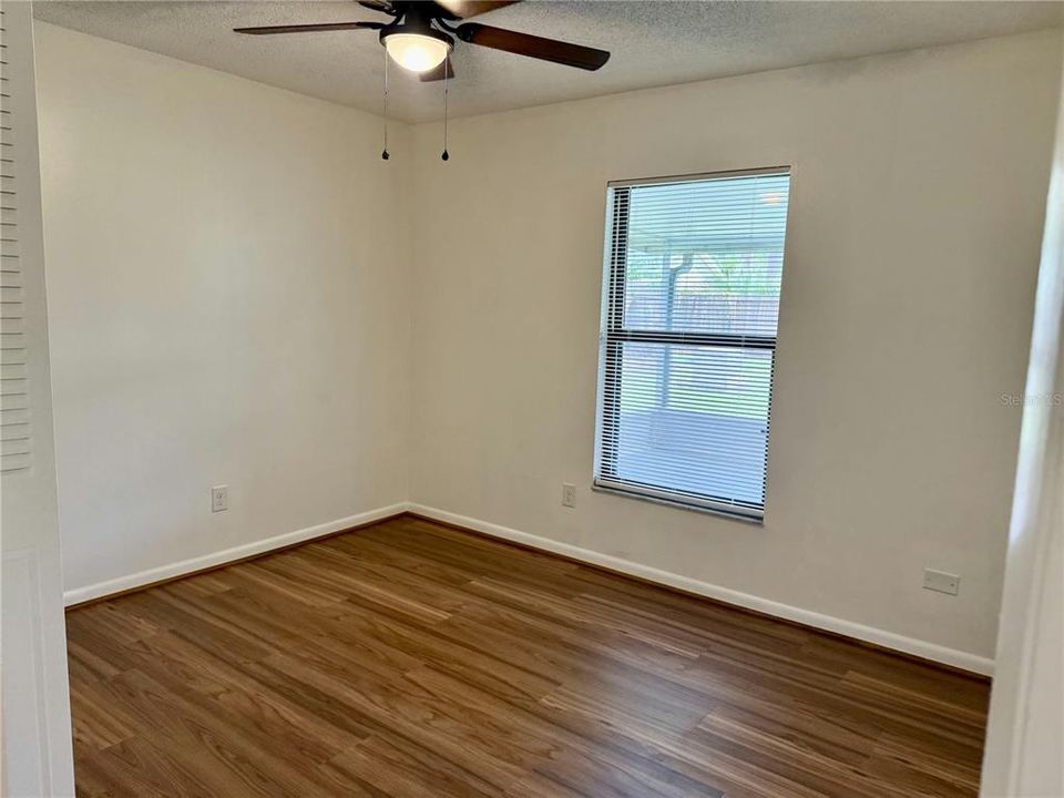 For Sale: $239,900 (3 beds, 2 baths, 1162 Square Feet)