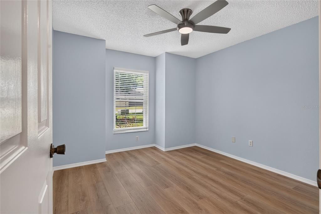 В аренду: $2,395 (3 спален, 2 ванн, 1409 Квадратных фут)