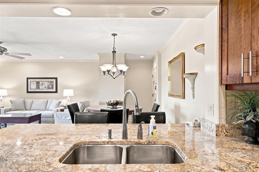 En Venta: $239,900 (1 camas, 1 baños, 825 Pies cuadrados)