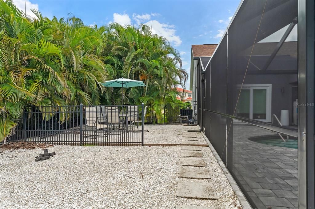 For Sale: $989,000 (3 beds, 2 baths, 2155 Square Feet)