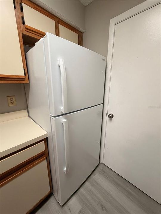 For Rent: $1,380 (1 beds, 1 baths, 662 Square Feet)