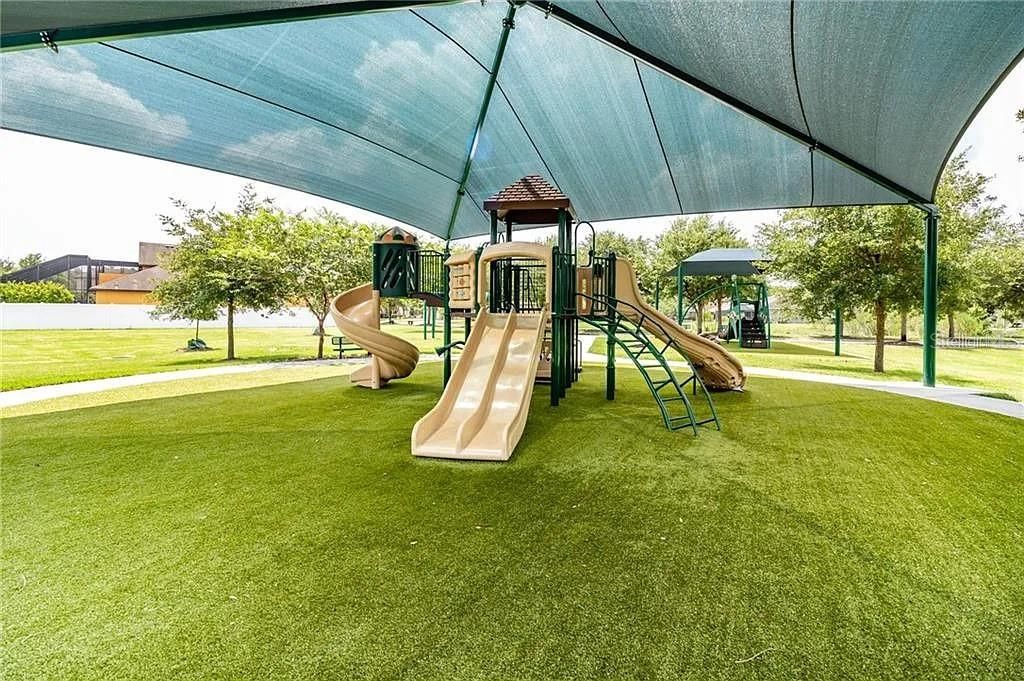 В аренду: $2,300 (3 спален, 2 ванн, 1587 Квадратных фут)