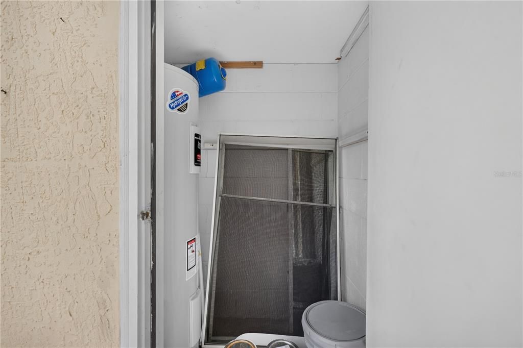 For Rent: $1,700 (2 beds, 2 baths, 1013 Square Feet)