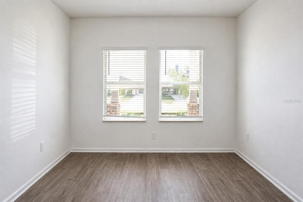 На продажу: $559,990 (4 спален, 2 ванн, 2781 Квадратных фут)