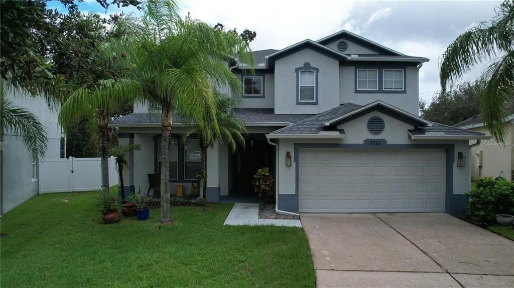 For Rent: $3,990 (5 beds, 3 baths, 3279 Square Feet)
