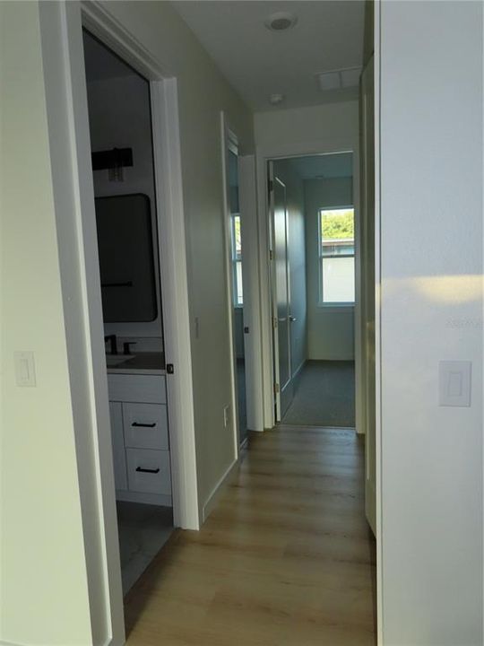 For Sale: $405,000 (4 beds, 2 baths, 1705 Square Feet)