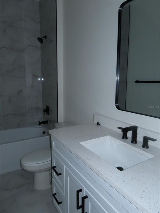 For Sale: $405,000 (4 beds, 2 baths, 1705 Square Feet)