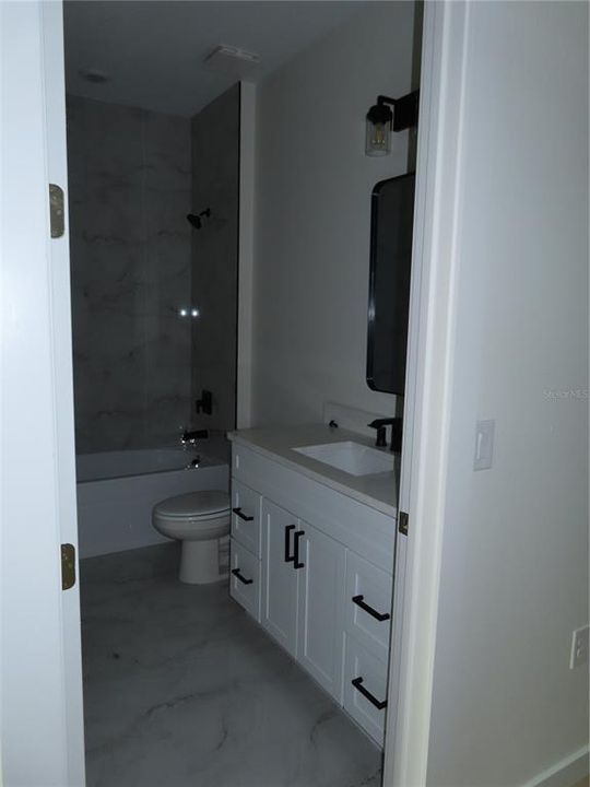 For Sale: $405,000 (4 beds, 2 baths, 1705 Square Feet)