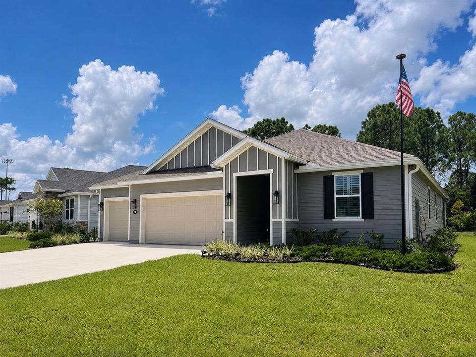 For Sale: $499,900 (3 beds, 2 baths, 2003 Square Feet)
