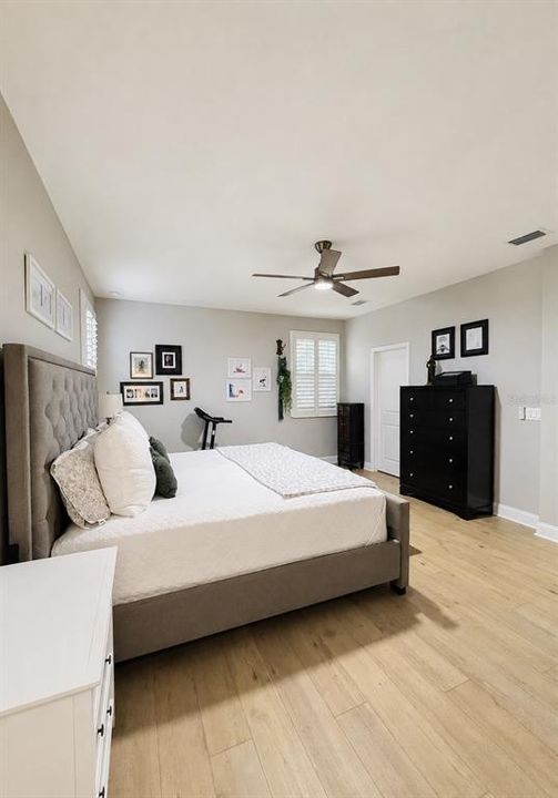 For Sale: $499,900 (3 beds, 2 baths, 2003 Square Feet)