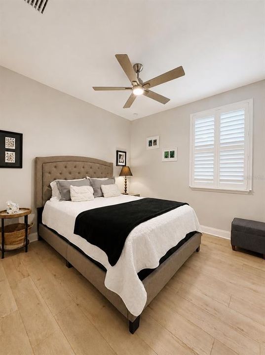 For Sale: $499,900 (3 beds, 2 baths, 2003 Square Feet)