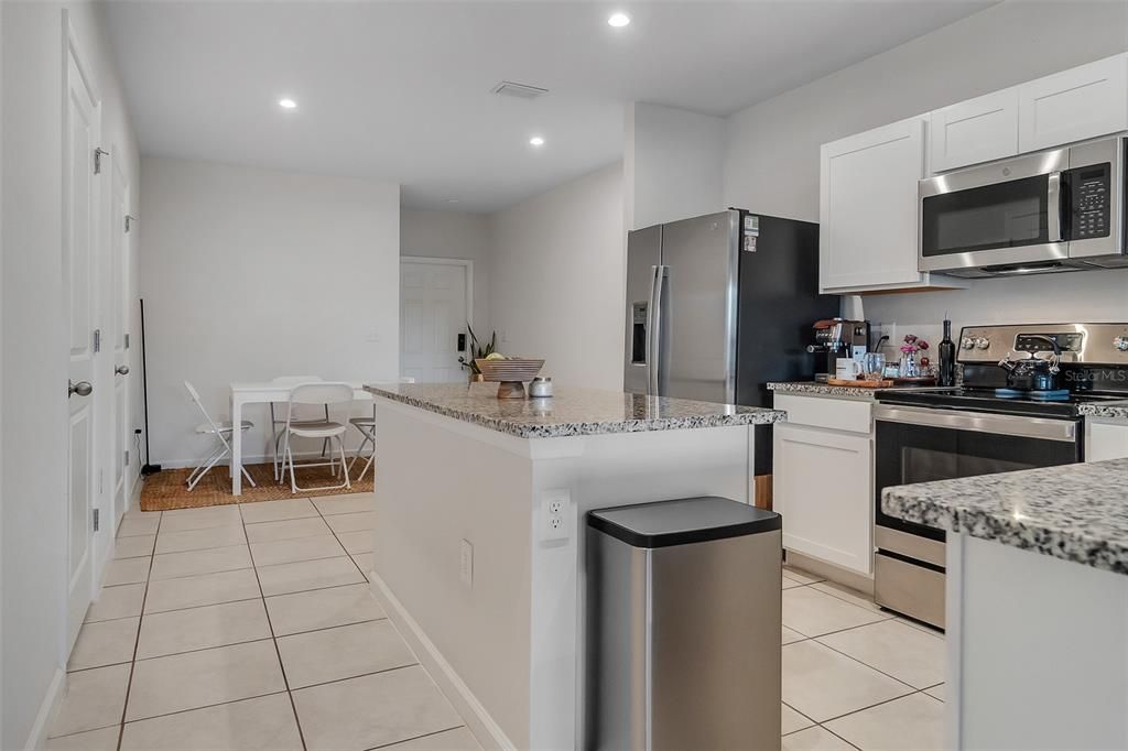 For Sale: $271,990 (3 beds, 2 baths, 1413 Square Feet)