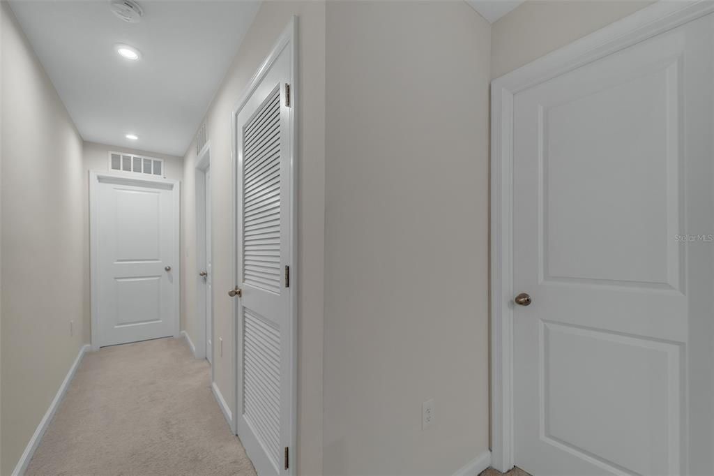For Sale: $271,990 (3 beds, 2 baths, 1413 Square Feet)