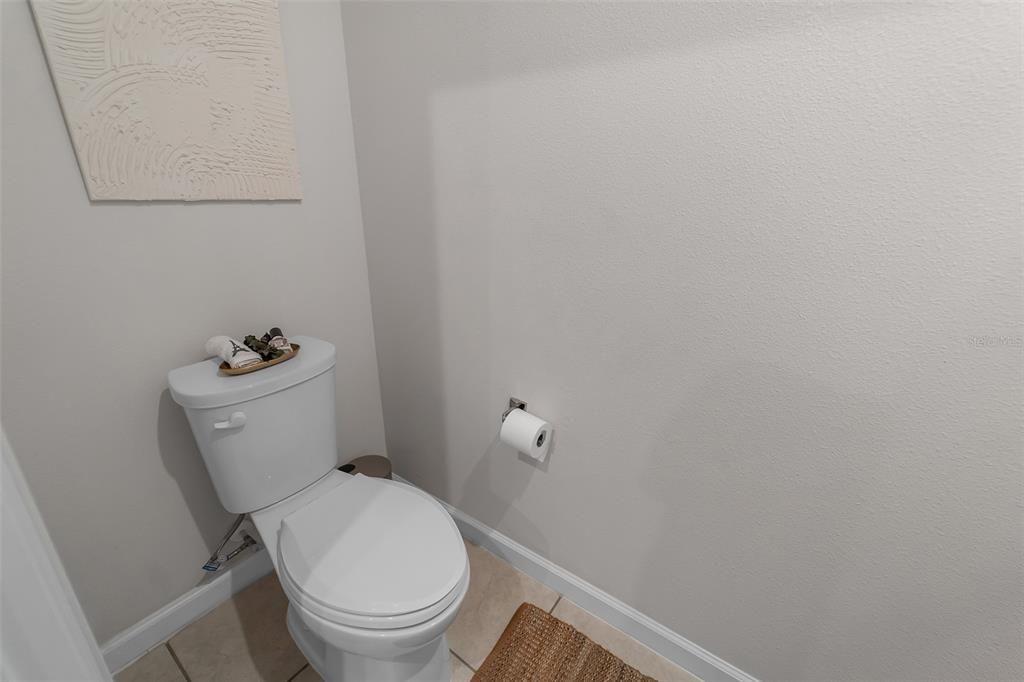 For Sale: $271,990 (3 beds, 2 baths, 1413 Square Feet)