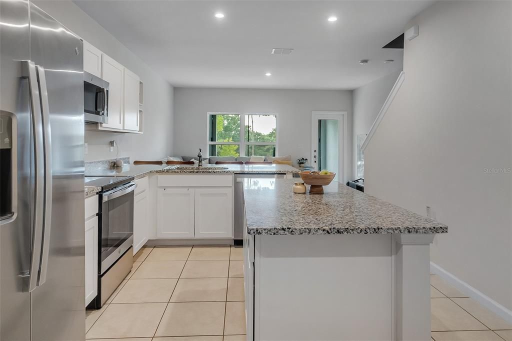 For Sale: $271,990 (3 beds, 2 baths, 1413 Square Feet)