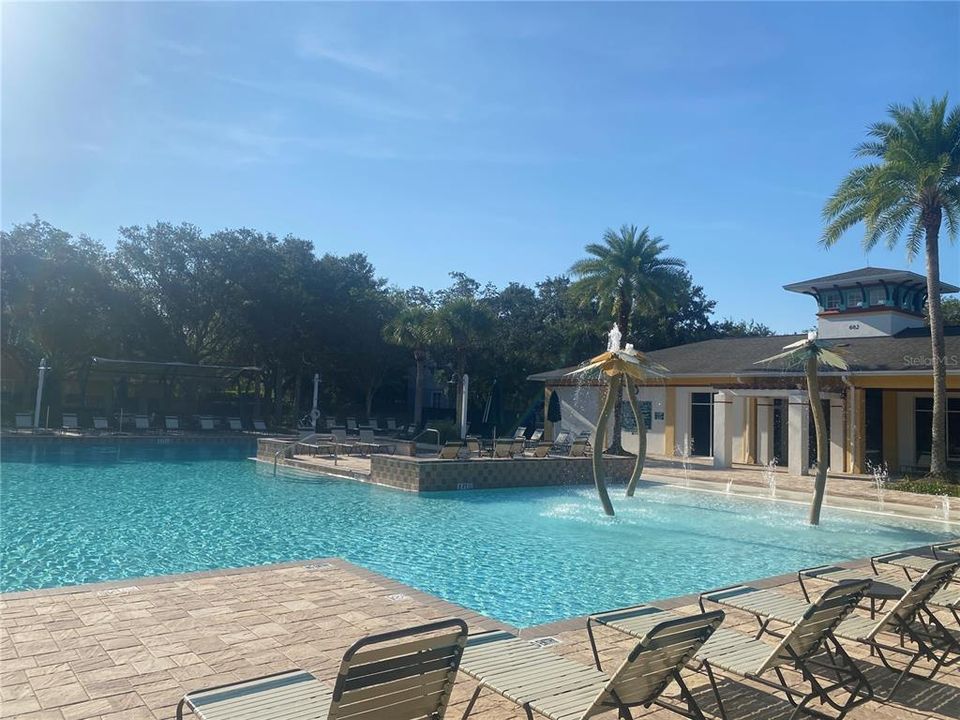 For Sale: $515,000 (5 beds, 3 baths, 2530 Square Feet)
