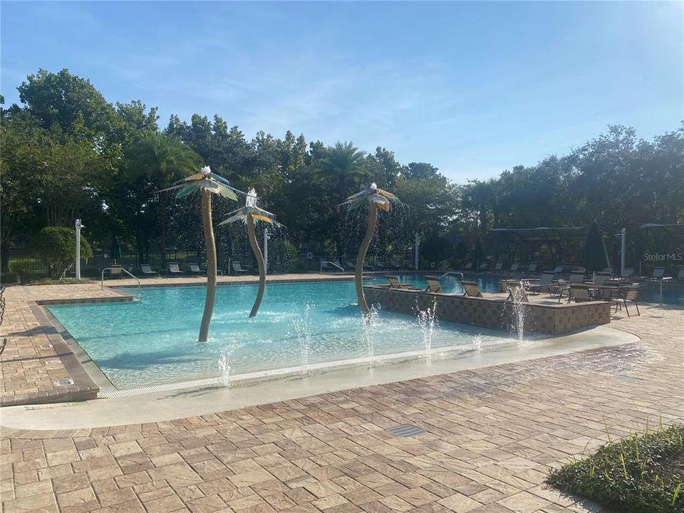 For Sale: $515,000 (5 beds, 3 baths, 2530 Square Feet)