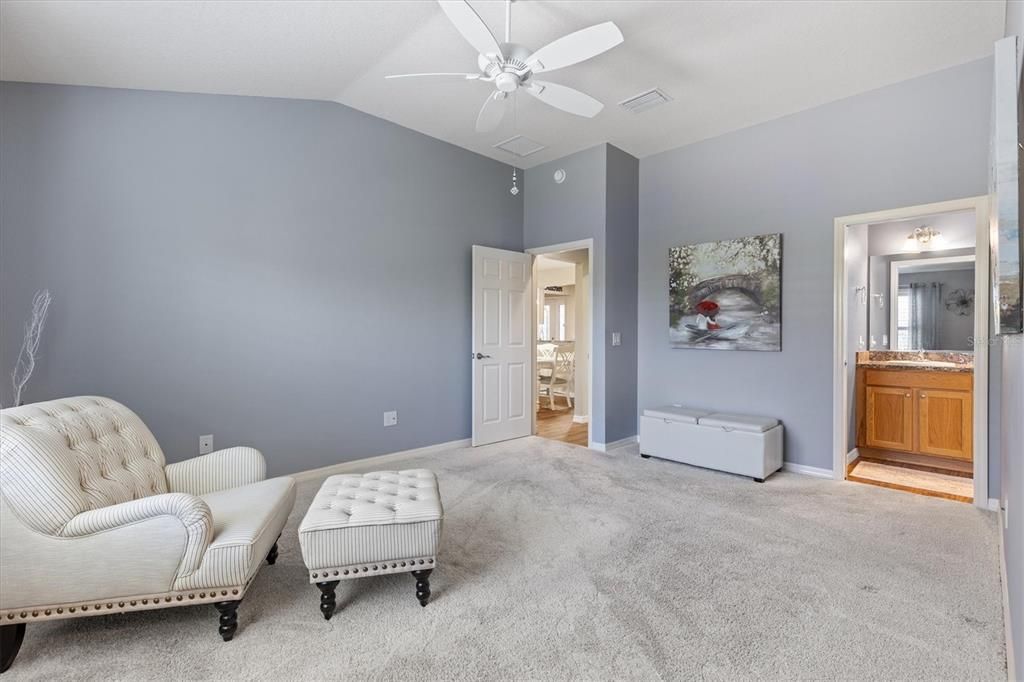 待售: $380,000 (3 贝兹, 2 浴室, 1584 平方英尺)