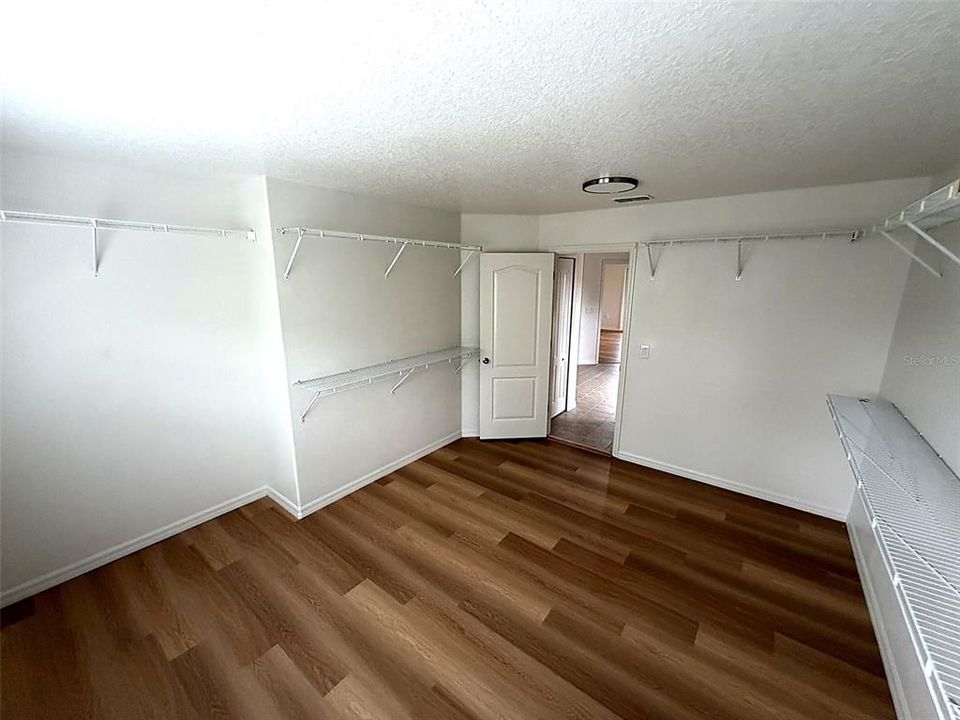 На продажу: $689,000 (4 спален, 3 ванн, 3279 Квадратных фут)