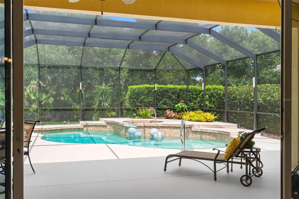 For Sale: $829,000 (4 beds, 3 baths, 3039 Square Feet)