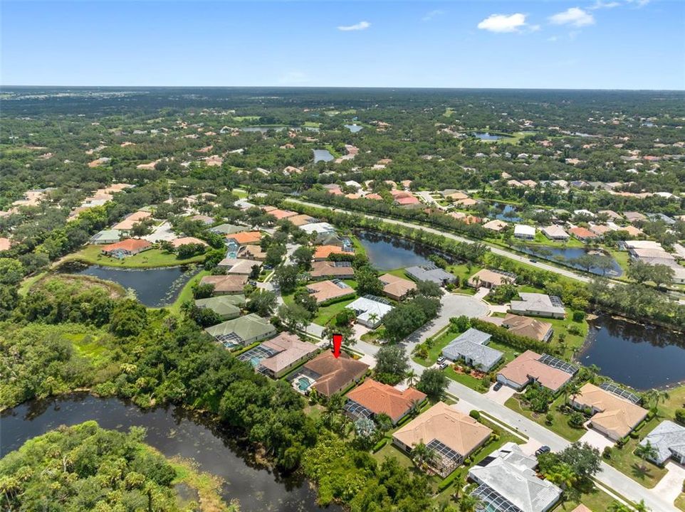 For Sale: $829,000 (4 beds, 3 baths, 3039 Square Feet)
