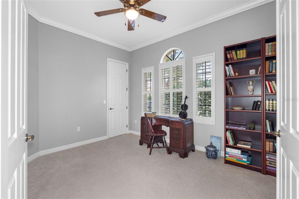 For Sale: $829,000 (4 beds, 3 baths, 3039 Square Feet)
