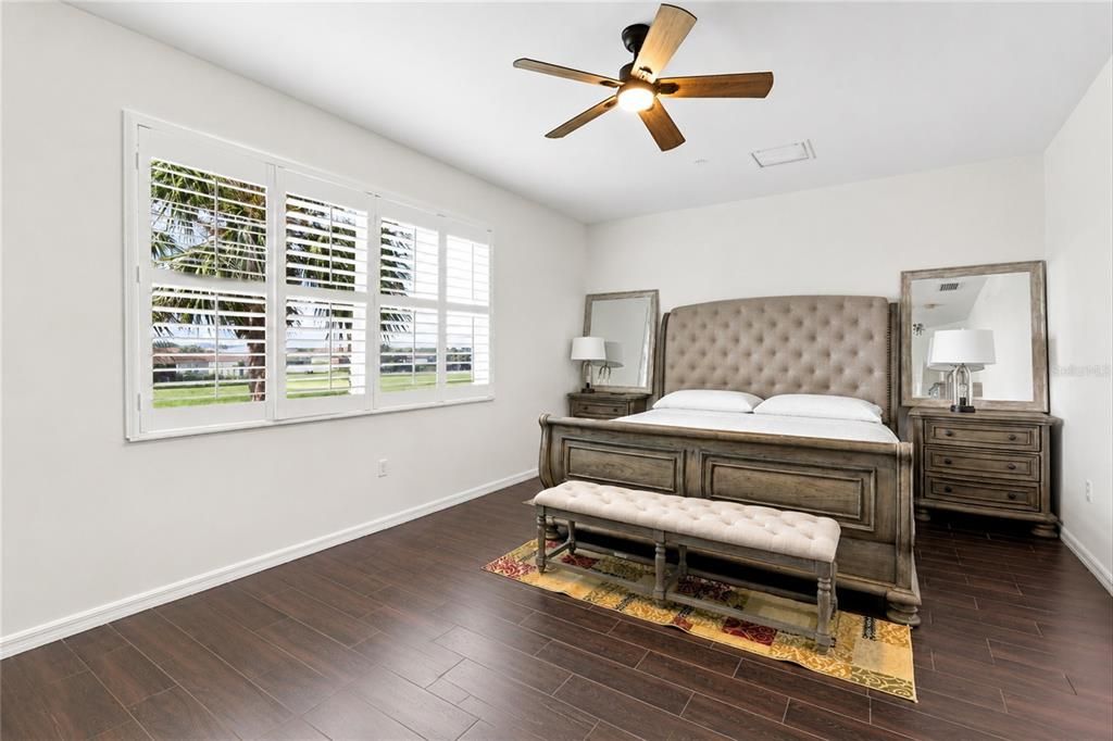 For Sale: $249,900 (3 beds, 2 baths, 2203 Square Feet)