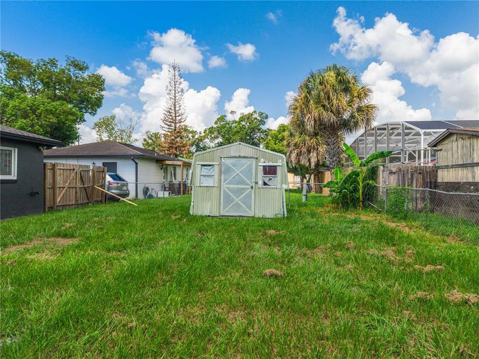 For Sale: $350,000 (3 beds, 2 baths, 1126 Square Feet)