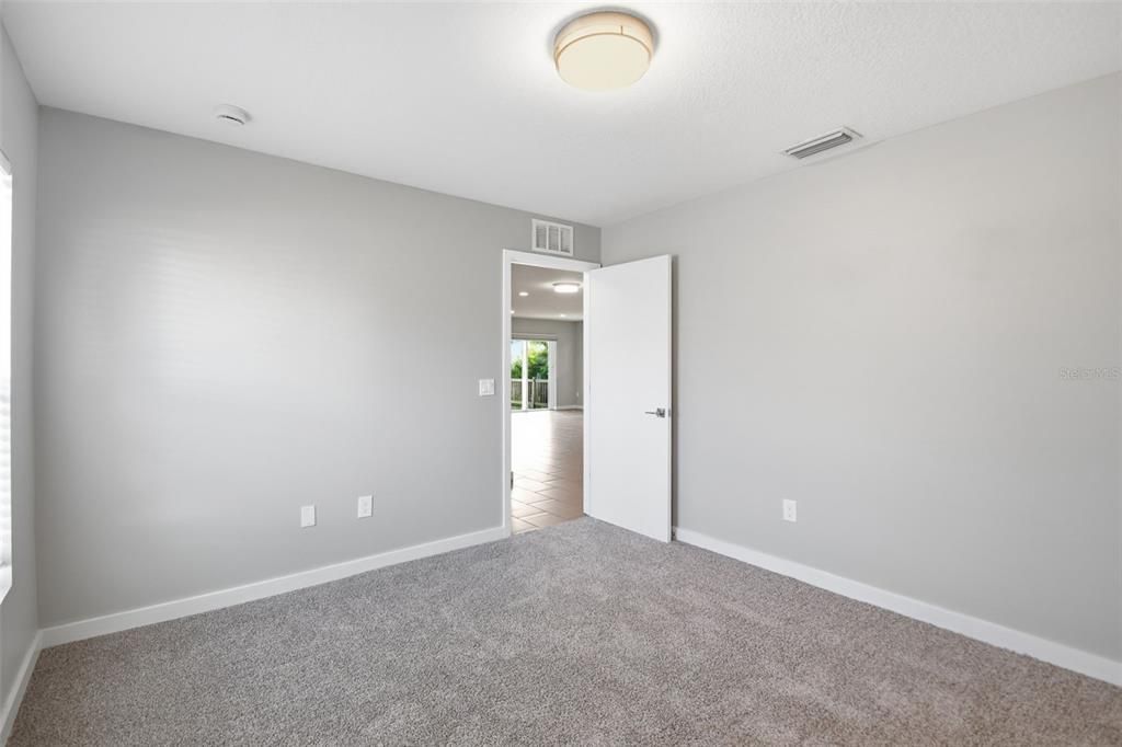 For Sale: $510,000 (4 beds, 2 baths, 1739 Square Feet)