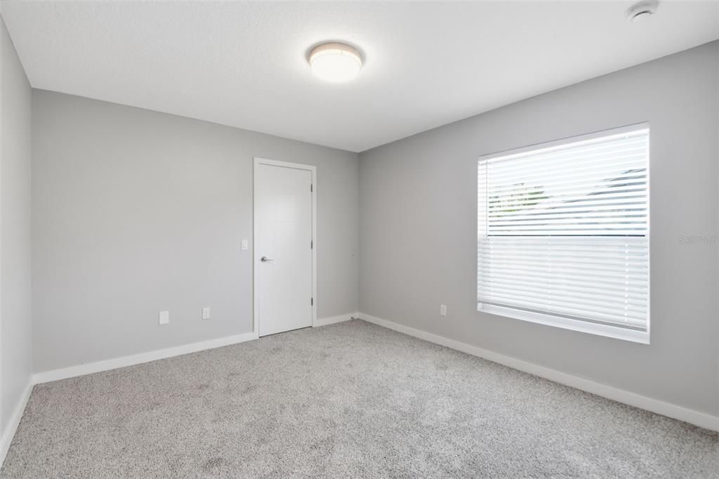 For Sale: $510,000 (4 beds, 2 baths, 1739 Square Feet)