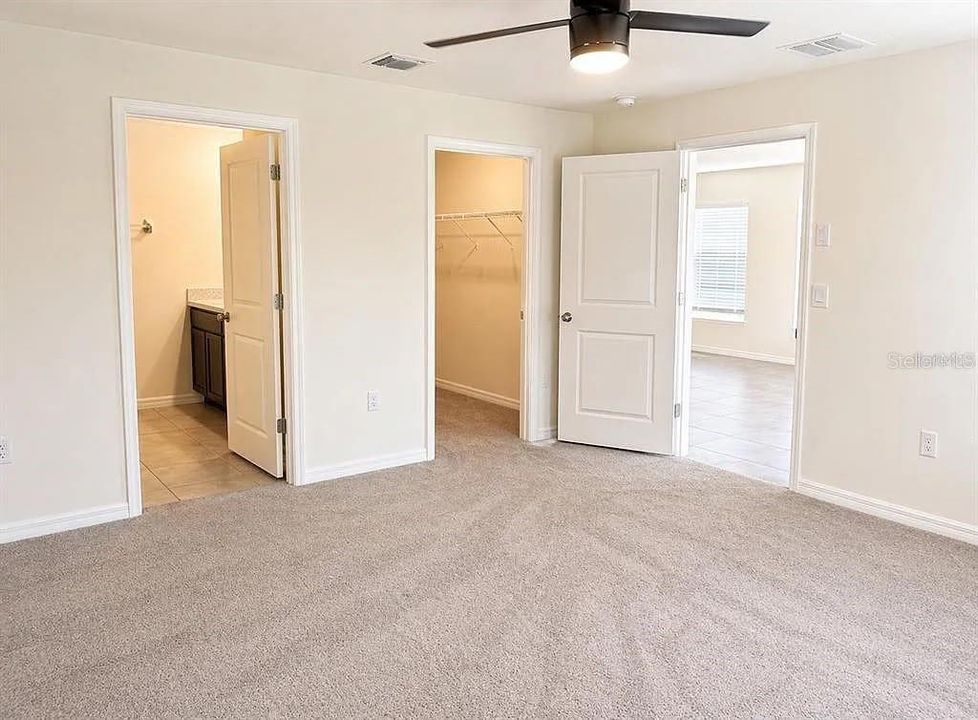 For Sale: $300,000 (3 beds, 2 baths, 1516 Square Feet)