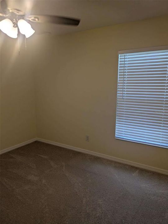 For Sale: $325,000 (3 beds, 2 baths, 1494 Square Feet)
