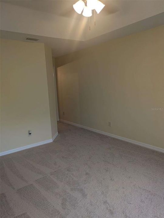 For Sale: $325,000 (3 beds, 2 baths, 1494 Square Feet)