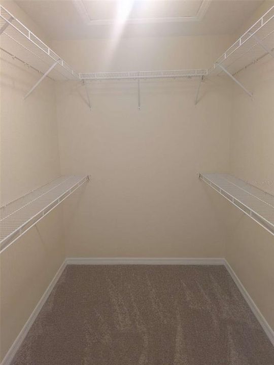 For Sale: $325,000 (3 beds, 2 baths, 1494 Square Feet)