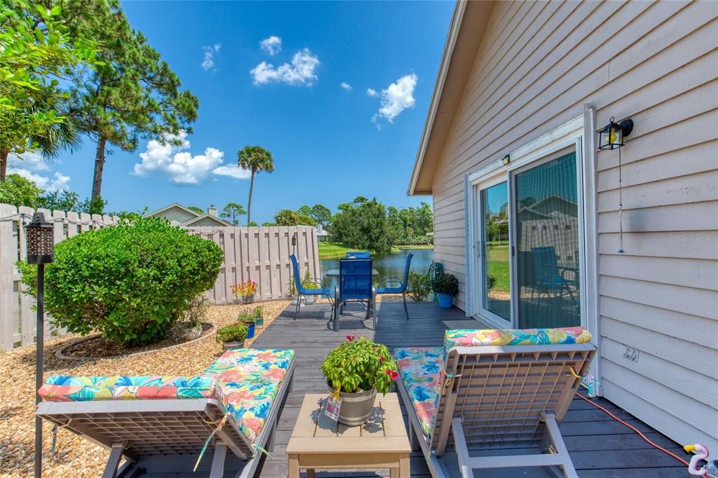 For Sale: $343,900 (2 beds, 2 baths, 1815 Square Feet)