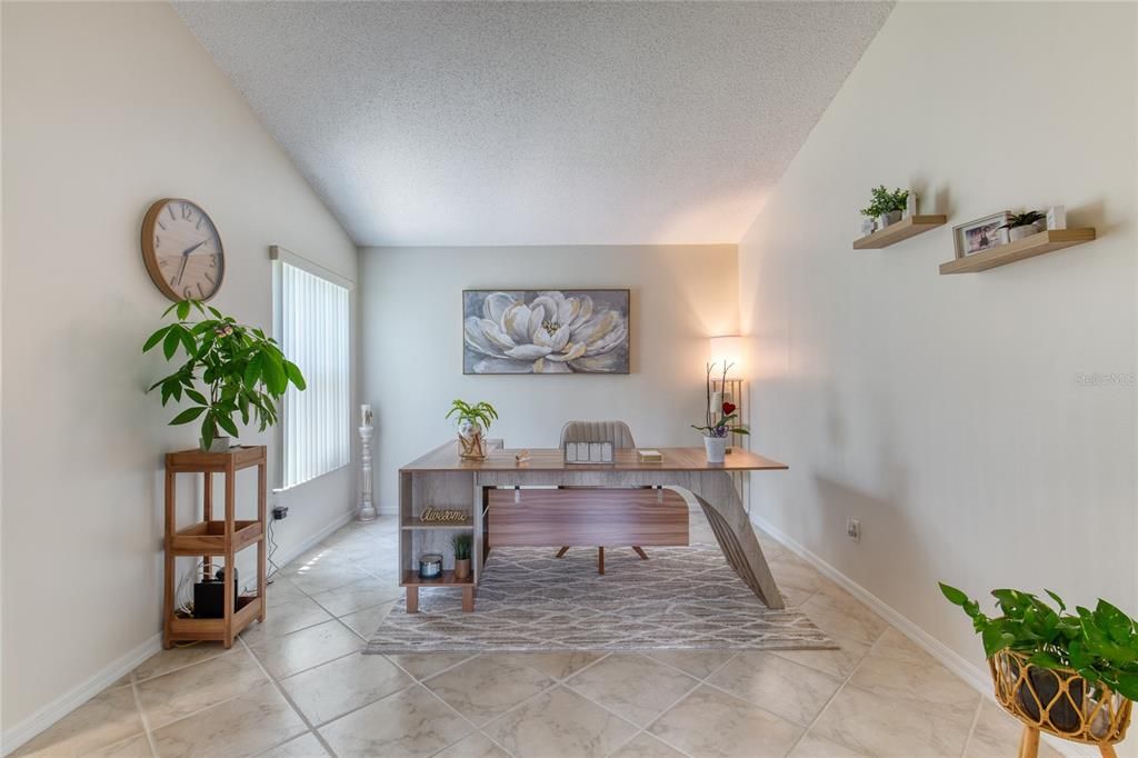 For Sale: $343,900 (2 beds, 2 baths, 1815 Square Feet)