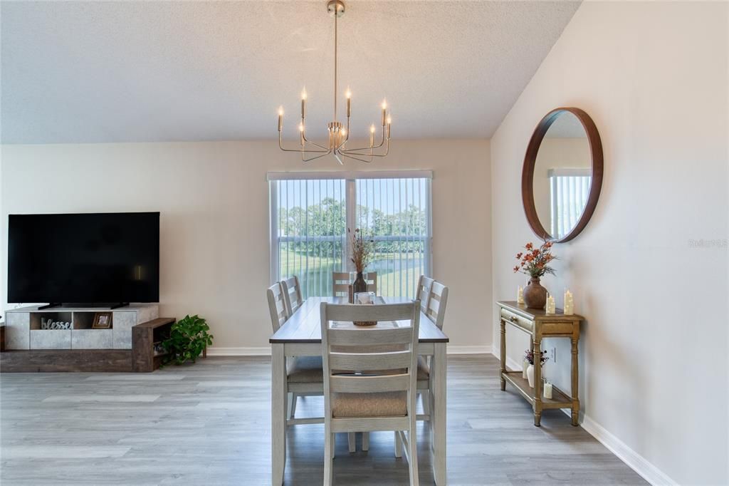 For Sale: $343,900 (2 beds, 2 baths, 1815 Square Feet)