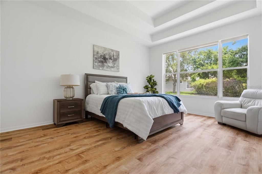 На продажу: $389,900 (2 спален, 2 ванн, 1673 Квадратных фут)