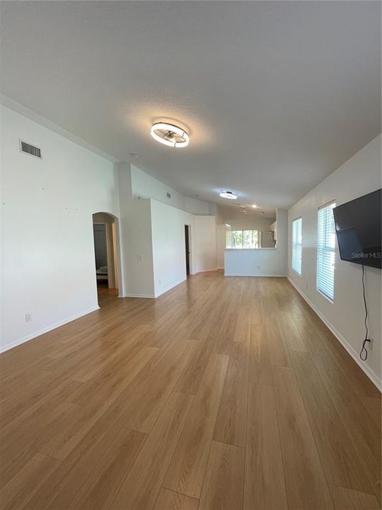 В аренду: $2,300 (3 спален, 2 ванн, 1284 Квадратных фут)