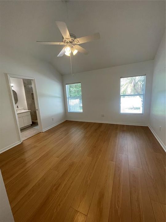 В аренду: $2,300 (3 спален, 2 ванн, 1284 Квадратных фут)